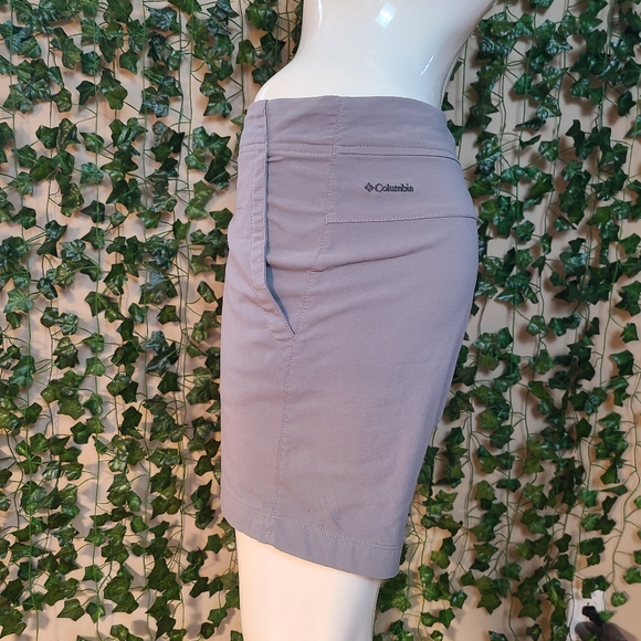 Columbia Women's Omni-Shield Outdoor Active Beige Short size 16 - Picture 3 of 13